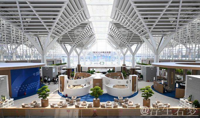 18年,夏季达沃斯论坛成世界经济前沿新领军者 18年,夏季达沃斯论坛成世界经济前沿新领军者